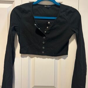 Cropped black ribbed long sleeve button up